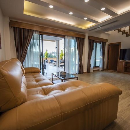 Private Villas Bangtao Bang Tao Beach  Exterior photo
